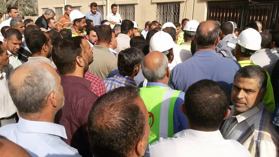 Iraqi Cement Workers Stand up for Rights at Work
