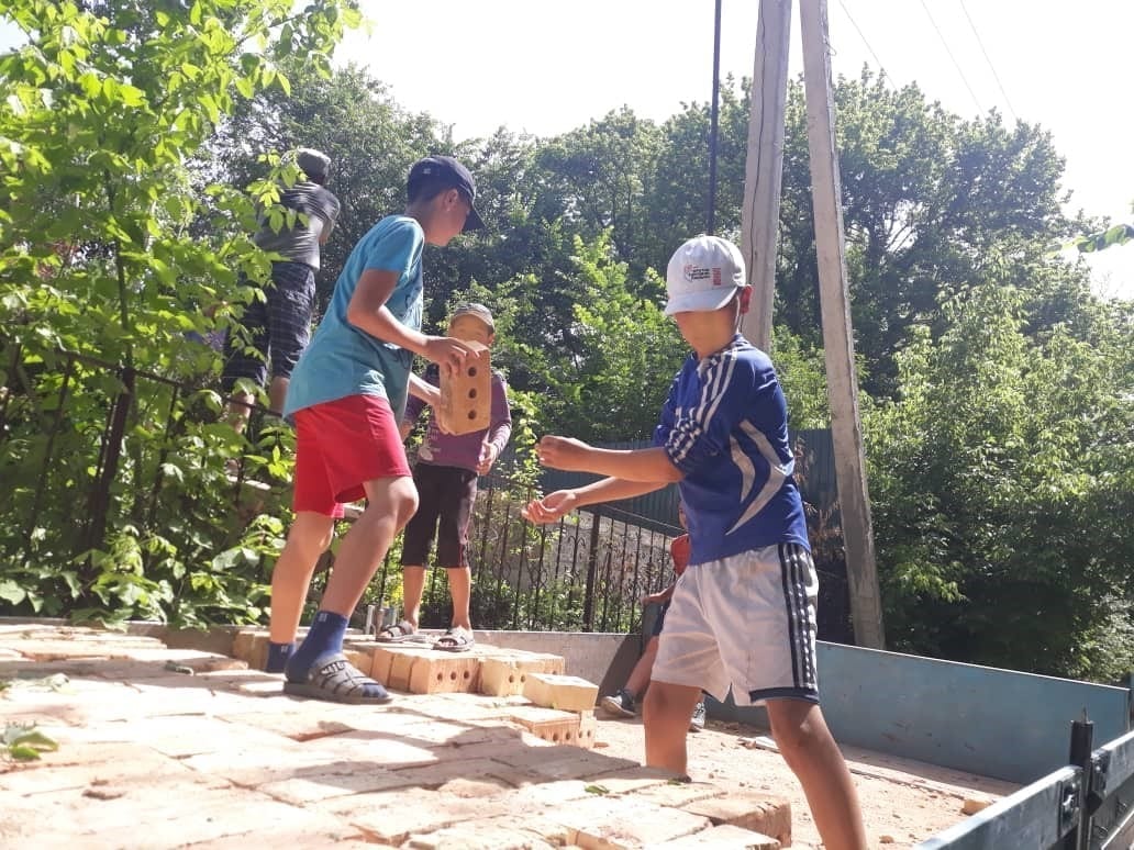 Child Labor Problem Urgent: Kyrgyz Workers